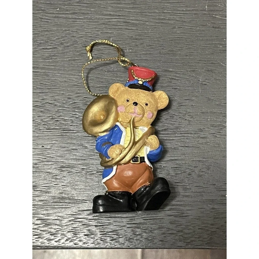 Avon Gift Collection Strike Up The Band Teddy Trumpet Ornament‎
